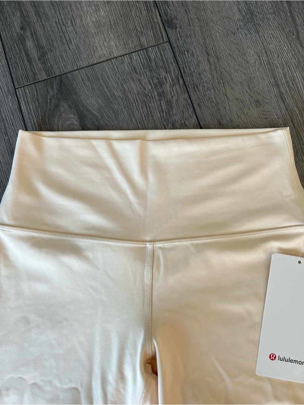 Lululemon Align Buttercream High Rise Shorts 6inch Women’s Size 8 NEW with tags - Picture 5 of 8